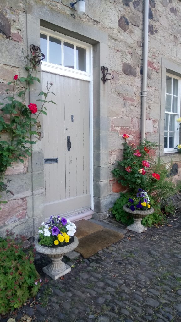 Rose Cottage Front Door3 ©Duns Castle