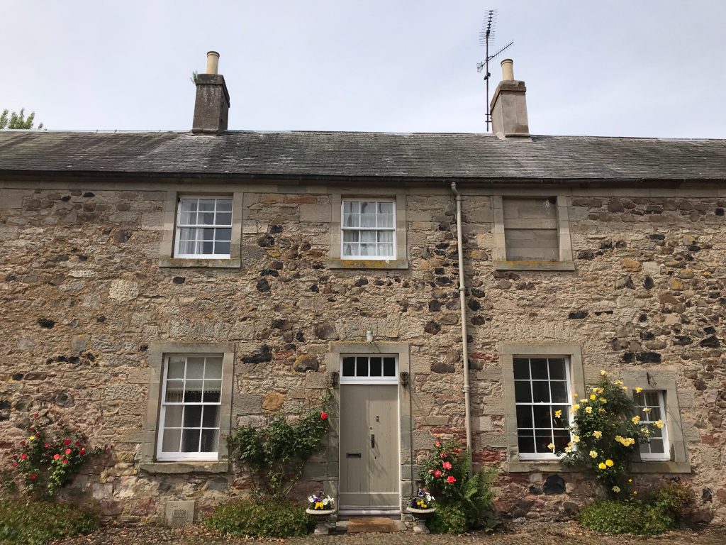 Rose Cottage Front1 ©Duns Castle